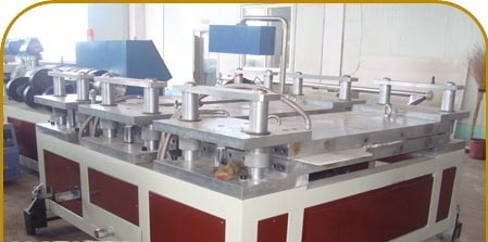 Mesin Ekstrusi Plastik Sekrup Kembar, Lini Produksi Papan WPC